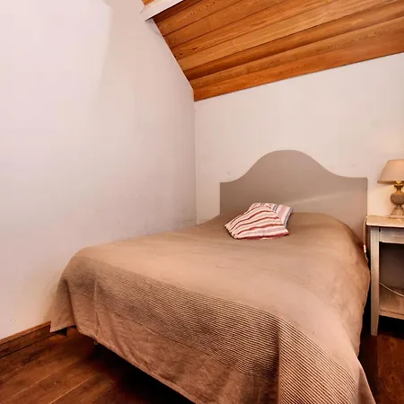 Ferienhaus Rustic In Halleux