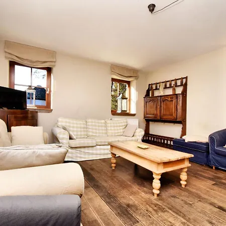 Rustic In Halleux Ennal