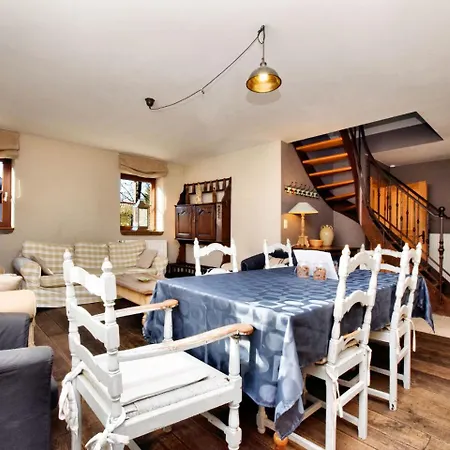 Rustic In Halleux 度假居 *