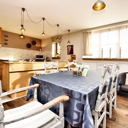 Rustic In Halleux Ennal